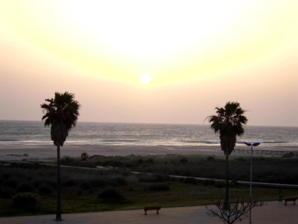 Hostal Sonrisa Del Mar コニル・デ・ラ・フロンテラ 部屋 写真